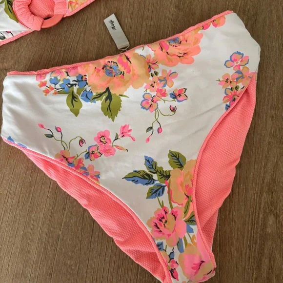 SET - Maaji coral/peony shine Suzy q reversible bikini - medium. nwot - Picture 10 of 11